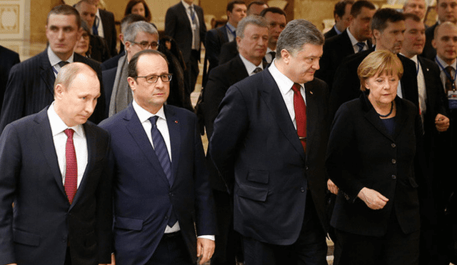 El Acuerdo de Minsk de 2015 contó con la participación de líderes europeos, como Angela Merkel y François Hollande. Foto: AFP