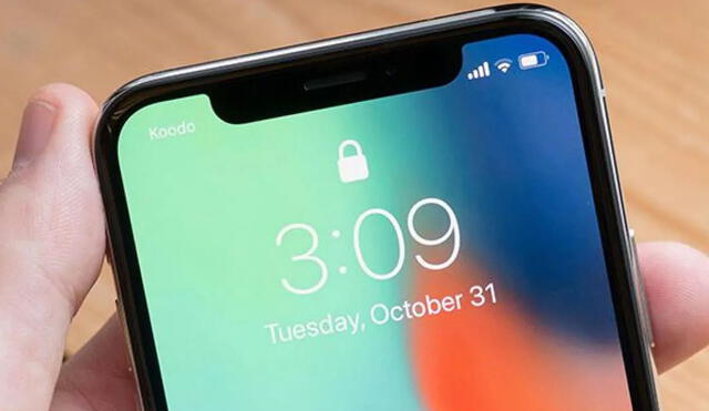 Teléfono Android con un notch que aloja el sensor frontal. Foto: ComputerHoy