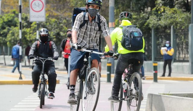 Los ciclistas podrán ser multados por conducir en estado de ebriedad o manejar sin un sistema de frenos. Foto: La  República - Difusión.