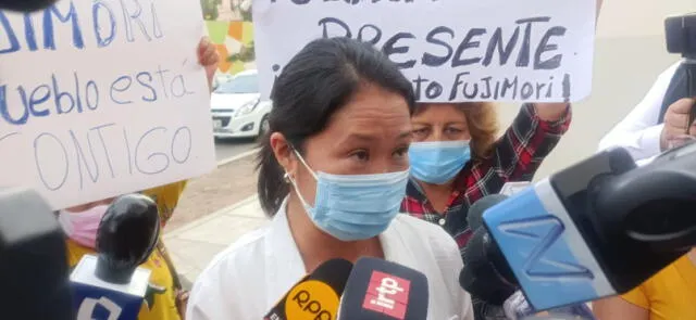 Keiko Fujimori llegó a clínica Centenario en Pueblo Libre. Foto: Grace Mora / URPI -LR
