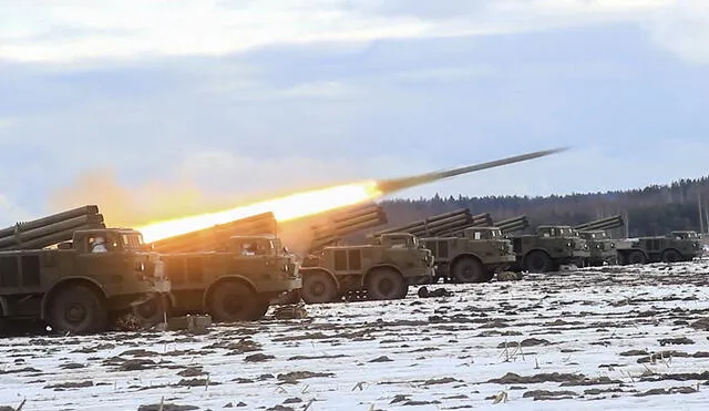 Ministerio de Defensa de Rusia muestra los sistemas de lanzamiento de cohetes Uragan (Huracán). Foto: Ministerio de Defensa de Rusia / AFP