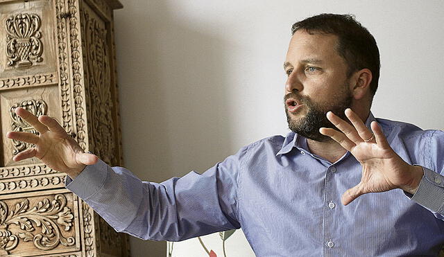 Reacción. Eduardo Dargent señala que hay partidos y líderes que, frente a la situación actual, podrían marcar la cancha, plantear propuestas y convertirse en “espacios de resistencia”. Foto: difusión