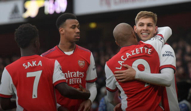 Arsenal se quedó con el cuarto lugar de la Premier League. Foto: EFE