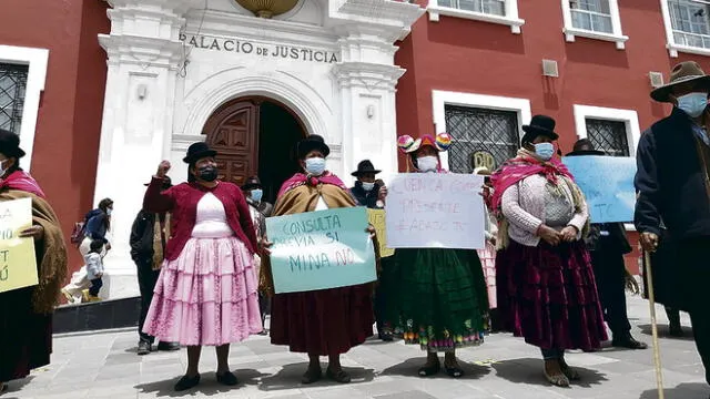 Rechazo. Comunidades de Puno no aceptan fallo del TC. Foto: La República