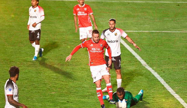 Los rojinegros se fueron al descanso ganando por la mínima. Foto: prensa Cienciano