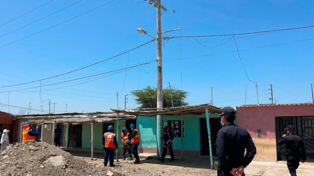 Operativo de conexiones eléctricas clandestinas en viviendas de la ciudad de Ferreñafe. Foto: Ensa