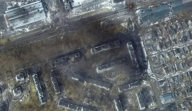 Destrucción. Esta imagen de satélite de Maxar muestra la vista de edificios en Mariúpol. Foto: AFP