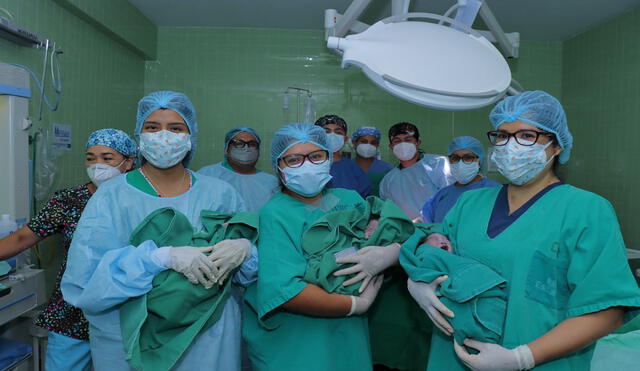 Recién nacidas son dadas de alta tras pérmanecer en UCIN del hospital de EsSalud. Foto: EsSalud.