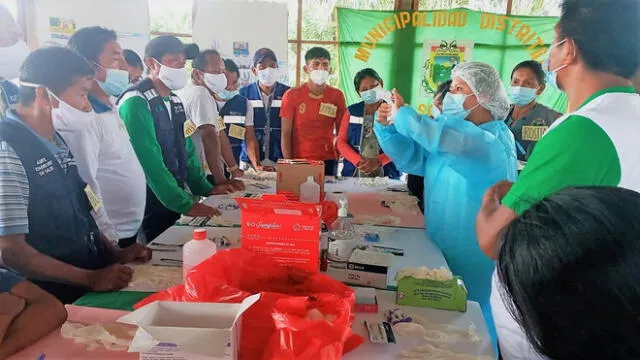 Agentes comunitarios de Río Santiago son capacitados sobre tratamiento de la malaria. Foto: GRA.