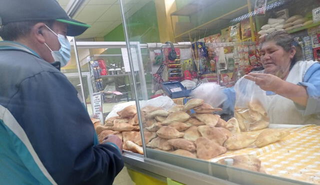 Comerciantes de pan señalan que no solo se ha incrementado la harina, sino otros insumos. Foto: La Rep'ublica/Juan Carlos Cisneros