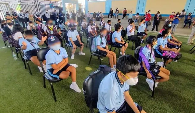 Escolares regresaron a las clases en 18 regiones del país. Foto: Minedu