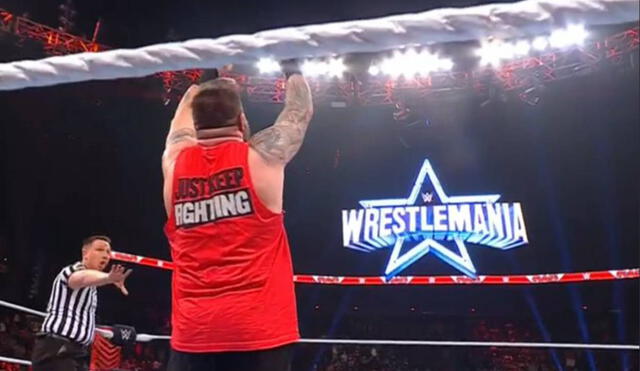 Kevin Owens derrotó a Seth Rollins y se mantiene en Wrestlemania 38. Foto: captura WWE