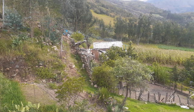 Se realizó la evacuación de 2 familias a un refugio temporal donde vienen pernoctando. Foto: COER Áncash