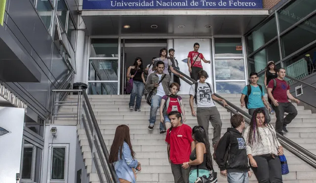Alumnos de la Universidad Nacional Tres de Febrero (UNTREF), ubicada en la ciudad de Buenos Aires. Foto: Gobierno de Argentina