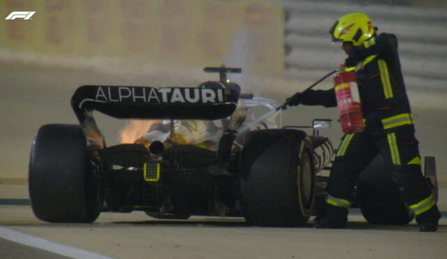 En el auto de Pierre Gasly se prendió fuego en la vuelta 46 de la carrera. Foto: F1.