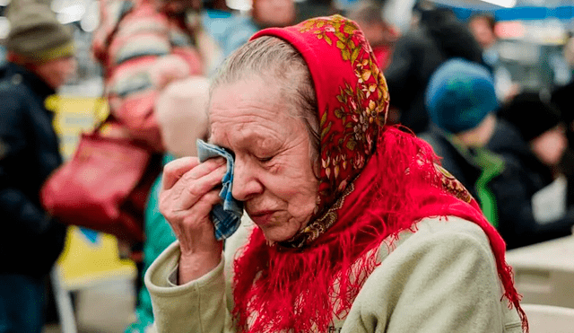 Los rusos habrían secuestrado a 15 personas que sobrevivieron al ataque y las llevaron a otro centro geriátrico en Svatove, según la acusación de Ucrania. Foto: The Washington Post