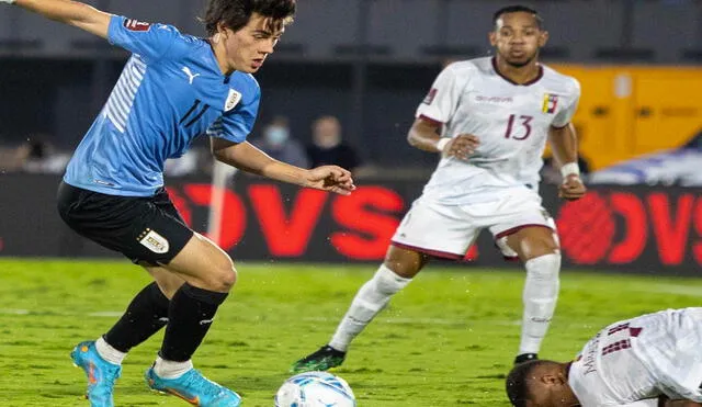 Facundo Pellistri debutó con la selección uruguaya ante Paraguay en Asunción. Foto: Twitter Facundo Pellistri