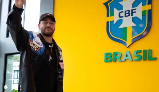 Neymar se sumó a la delegación brasileña que dirige Tité. Foto: CBF_Futebol