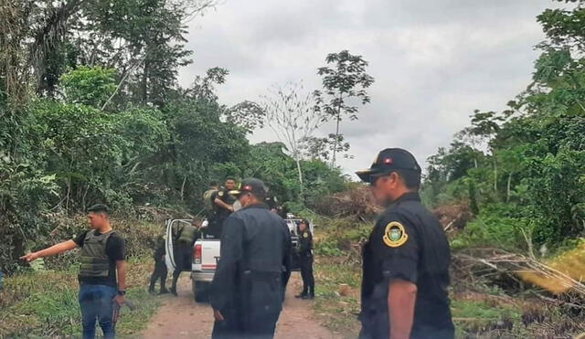 Personal policial decomisó mercadería ilegal a 2 personas. Foto: Archivo/ PNP