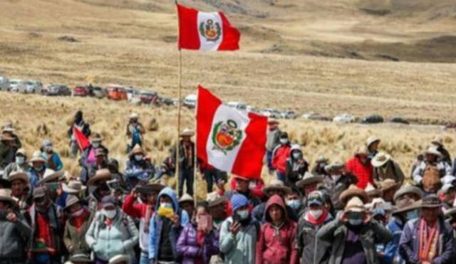 Comuneros denuncian incumplimiento de acuerdo por parte de la minera. Foto: Andina.