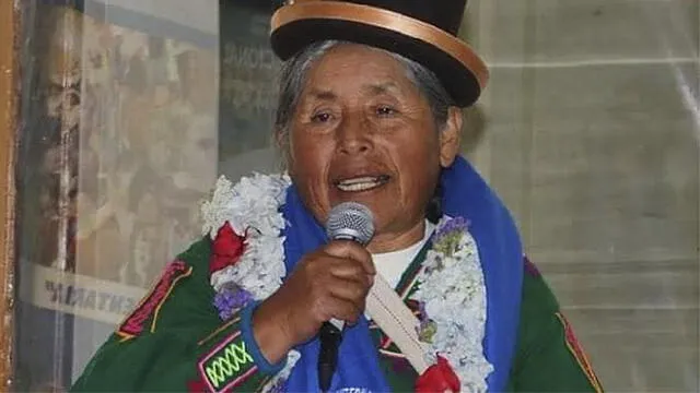 Rosa Palomino conducía un programa de mujeres llamado Wiñay Pankara, transmitido en su idioma natal en Radio Pachamama. Foto: Portal Universitario