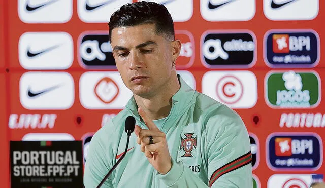 Decidido. Cristiano Ronaldo en conferencia de prensa. Foto: difusión