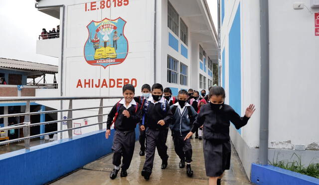 Escolares regresan a sus aulas luego de dos años. Foto: Gobierno Regional de  La Libertad