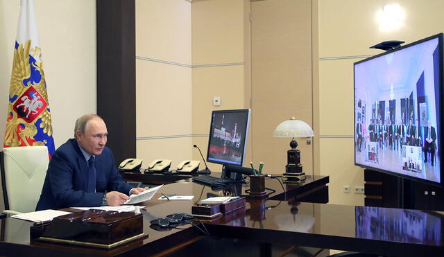 Vladimir Putin firmó el decreto sobre el pago del gas en rublos. Foto: referencial/EFE