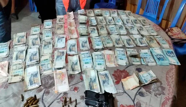 Durante el allanamiento de domicilio, se encontró S/ 64.000 soles en efectivo. Foto: PNP