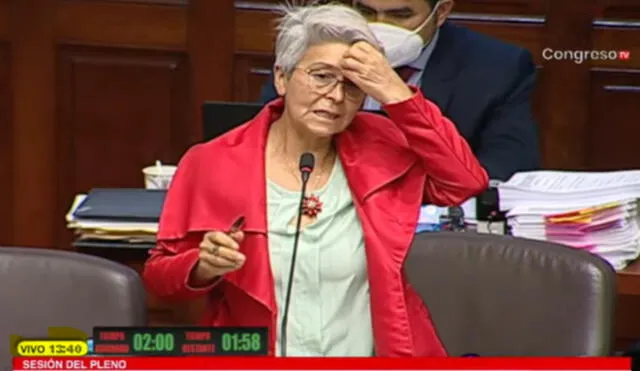 La congresista de Perú Libre volvió a cuestionar el sueldo que percibe como legisladora. Foto: Congreso.