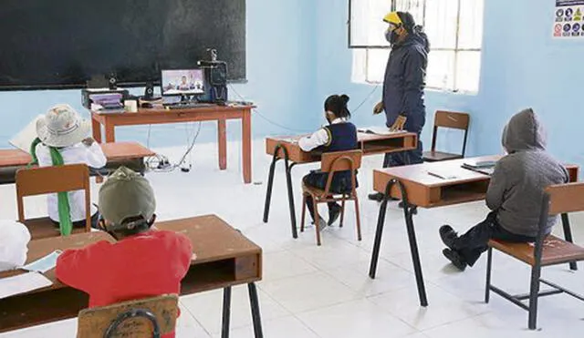 Insuficiente. Docentes esperan más bonos porque su labor no es reconocida, señalan. Foto: difusión