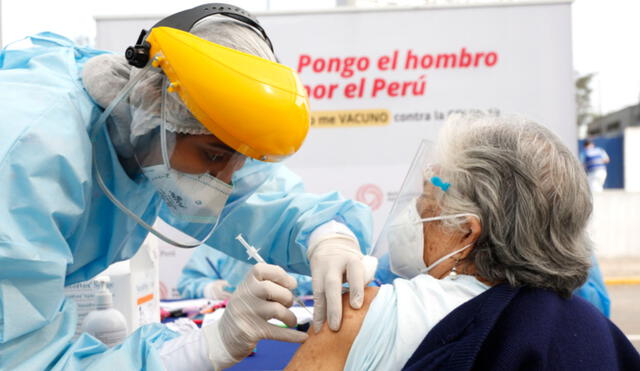 Las vacunas que se aplicarán son las de Pfizer y Moderna. Foto: Carlos Contreras/La República