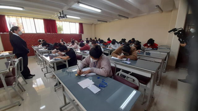 Examen de segunda fase se desarrollará hasta este domingo en universidad de Arequipa. Foto: UNSA