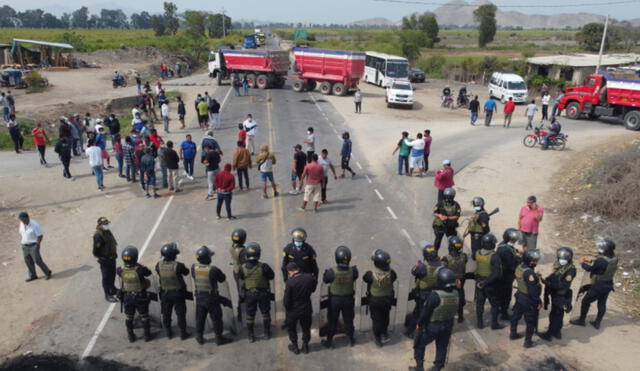 Sutrán informó que seis regiones del país presentan bloqueos de carreteras. Foto: Clinton Medina/La República
