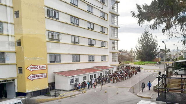 Cambios. Nueva forma de atención afectó a pacientes. Foto: La República