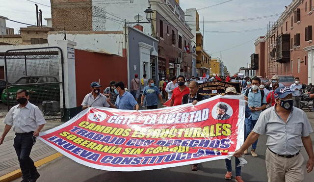 Sindicatos aseguraron que de no ser escuchados retornan a las calles el próximo1 3 de abril. Foto: Yolanda Goicochea URPI-LR