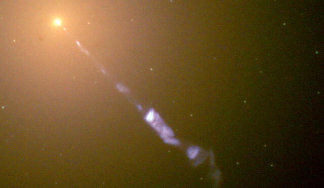 Los megamáseres son poderosos láseres de microondas que se producen cuando 2 galaxias chocan violentamente.  Foto: referencial / NASA