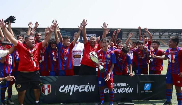 Barcelona de Chiclayo jugará el sudamericano de menores. Foto: FPF