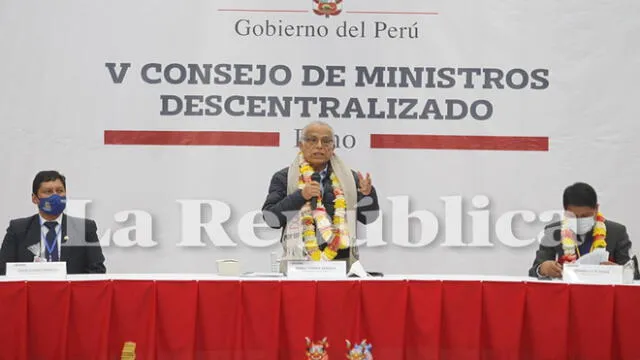 Puno. El titular de la PCM, Aníbal Torres, nuevamente dio un discurso controversial, esta vez desde Huancané. Foto: La República/Carlos Cisneros