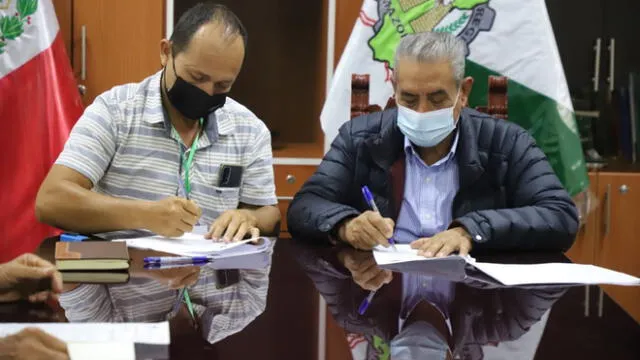 Gorea y Junta de Usuarios firman convenio para rehabilitación de canales en Utcubamba. Foto: GOREA.