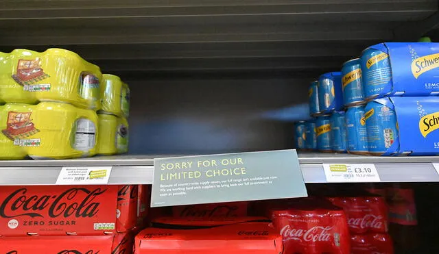 La cadena de supermercados británica Waitrose comenzó a limitar la venta de aceite vegetal. Foto: referencial/AFP