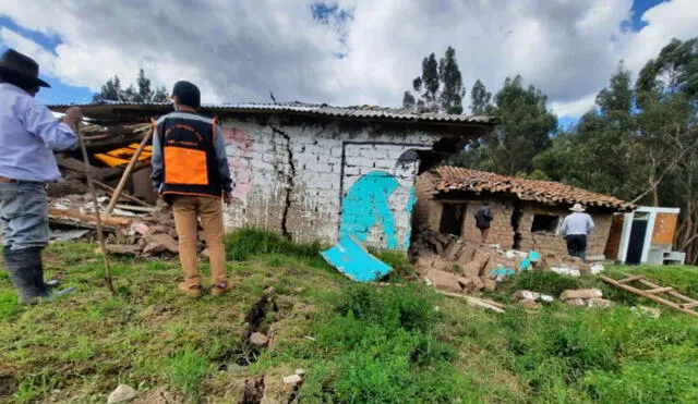 Las familias damnificadas vienen pernoctando en viviendas acondicionadas rústicamente. Foto: COER Áncash