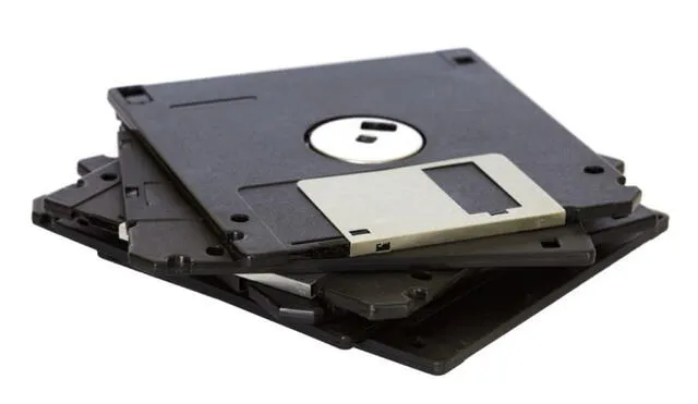 Los disquetes de 3.5 pulgadas tenían una capacidad de 1.44 MB. Foto: NeoTeo