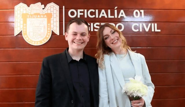 Semen Bobrovski y Darina Sakhniuk se casaron a más de 6.000 millas de sus países de origen. Foto: Ayuntamiento de Tijuana