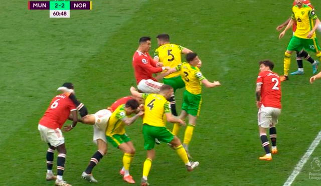 Maguire le pegó un durísimo golpe a Pogba. Foto: captura de ESPN 3