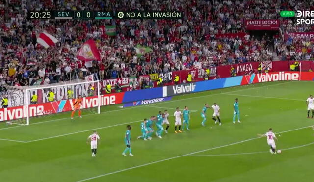 Ivan Rakitic marcó el 1-0 de Sevilla. Foto: captura Directv Sports.