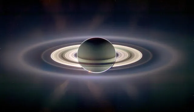 Los anillos de Saturno pueden ser apreciados desde la Tierra con un telescopio, tal cual como hizo Galileo Galilei en 1610. Foto: NASA / JPL / ESA
