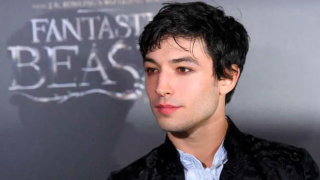 Ezra Miller fue arrestado por irrumpir en la casa de una desconocida a la que habría golpeado. Foto: AFP