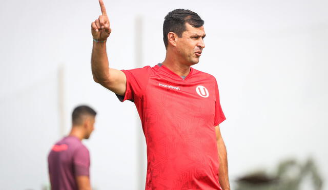 Jorge Araujo ha sido nombrado el técnico interino de Universitario. Foto: Universitario de Deportes