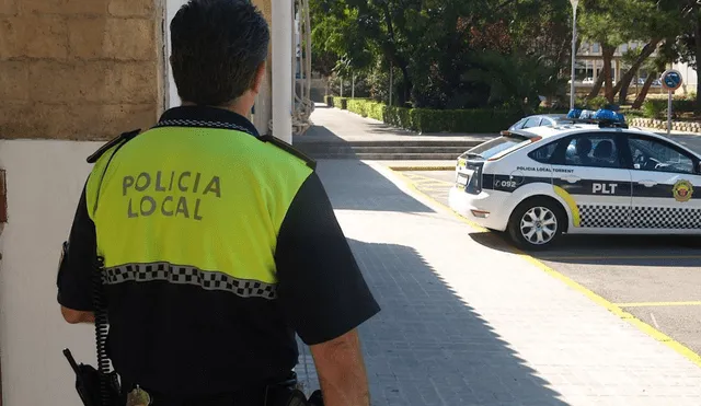 La víctima tuvo que ser atendida por los servicios sanitarios y, por suerte, sus heridas no fueron de gravedad, por lo que solo le colocaron algunos puntos de sutura. Foto: LEVANTE-EMV